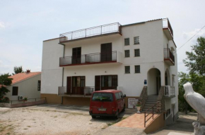  Apartments and rooms by the sea Starigrad, Paklenica - 6634  Стариград